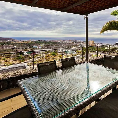 Tatil Evi Luxury House With A Private Heated Pool! Costa Adeje